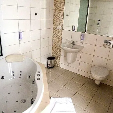 Elite Hotel Nová Dubnica