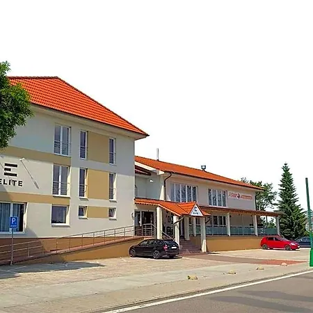 Elite Hotel 3*